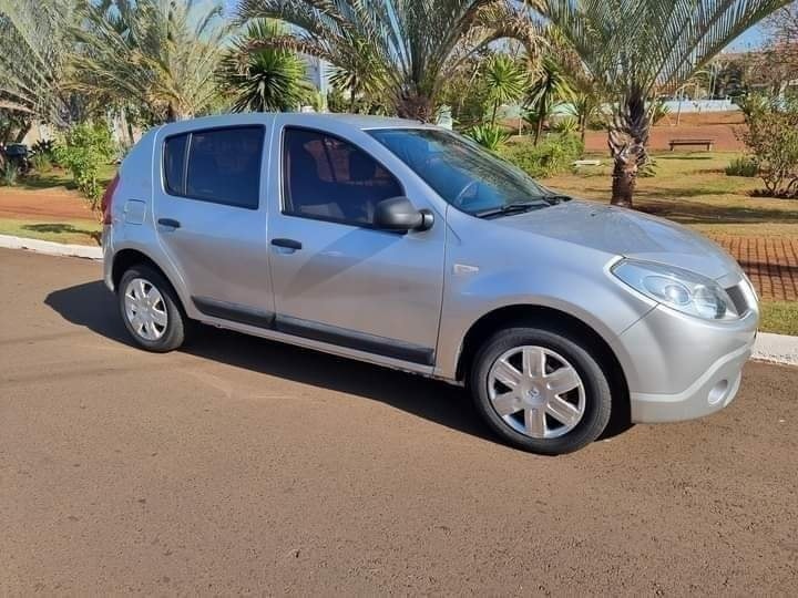 SANDERO Expression 1.6 2009/2010