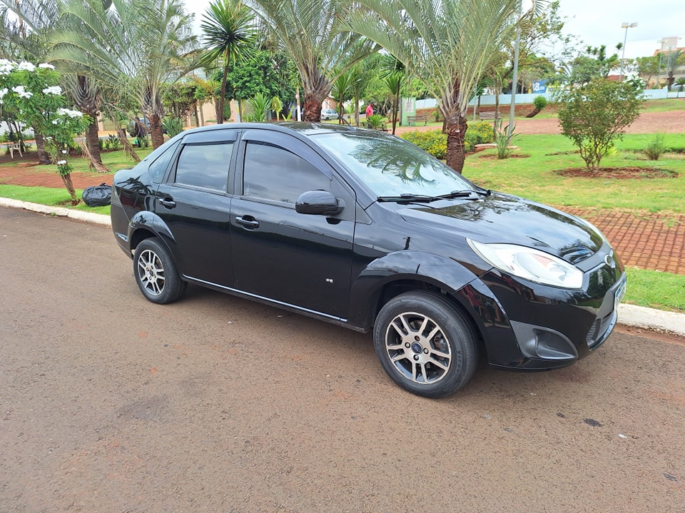 FORD FIESTA SEDAN 1.6  2013/2014